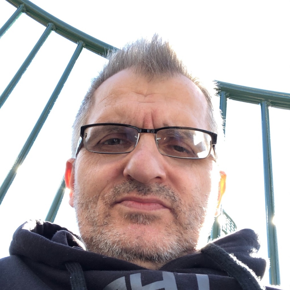 Meet your Posher, Isko